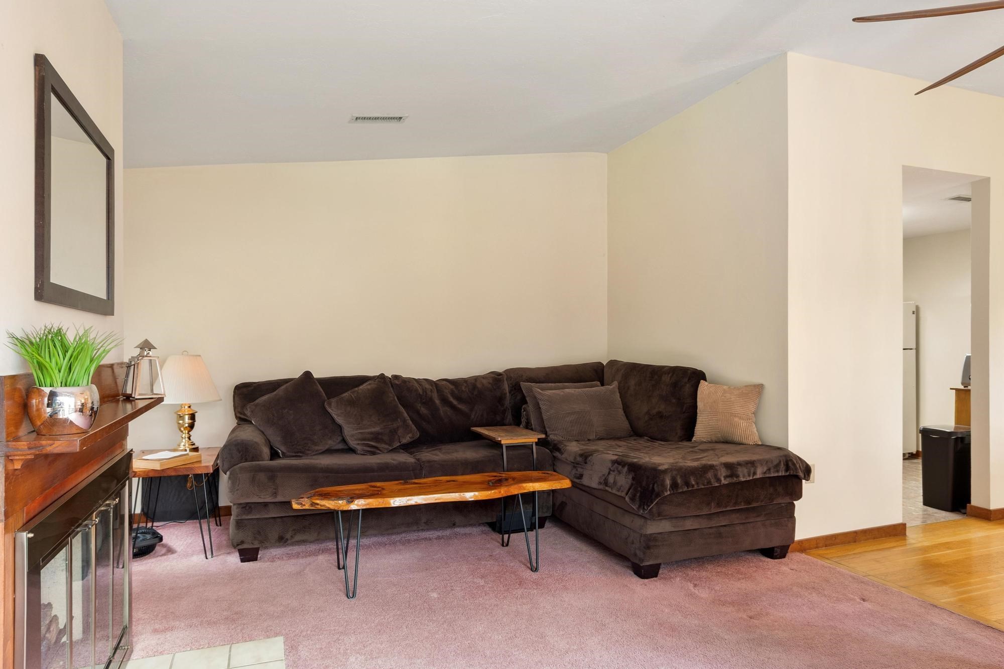 1 Victoria Dr # 1 Property Photo 8