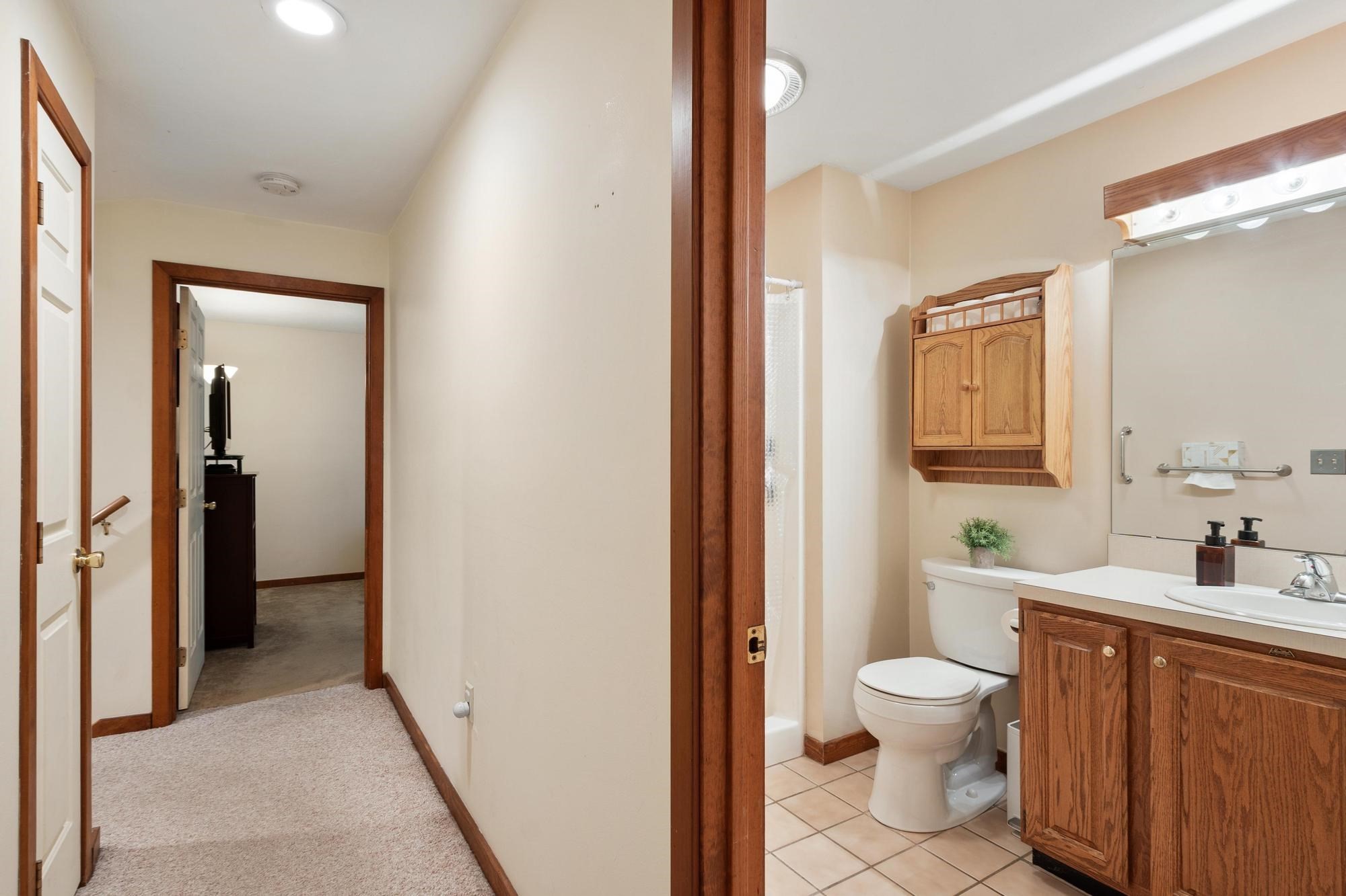 1 Victoria Dr # 1 Property Photo 15