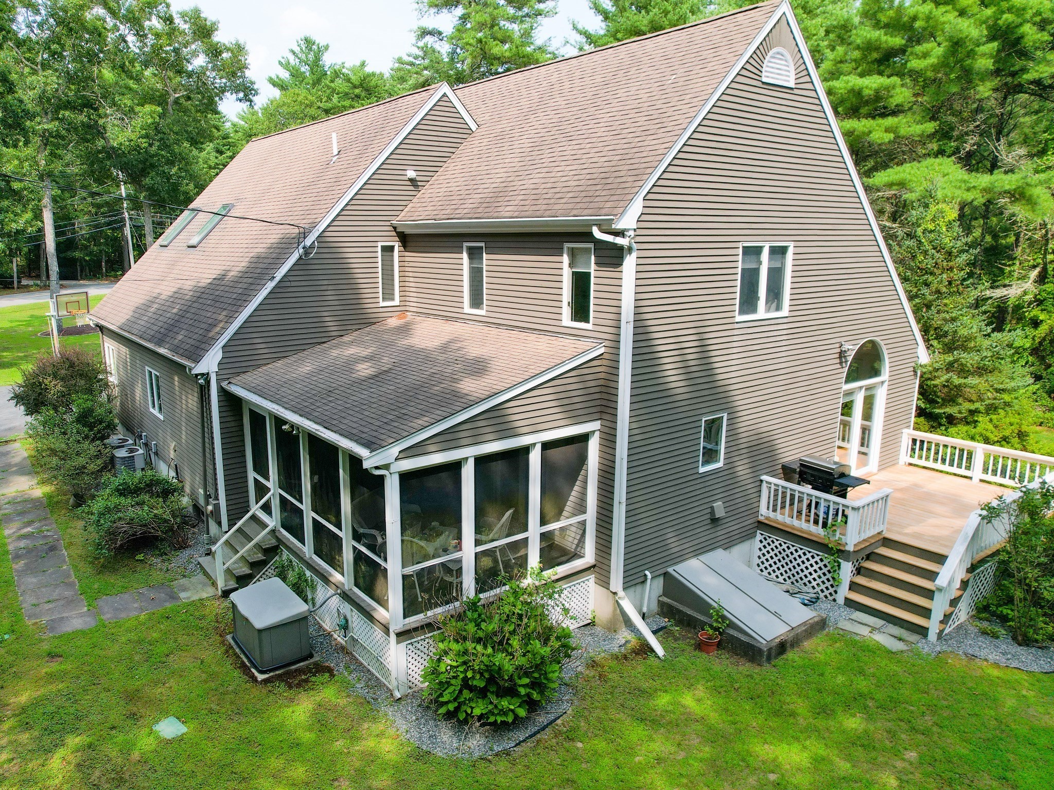 39 Stuart Rd Property Photo 4