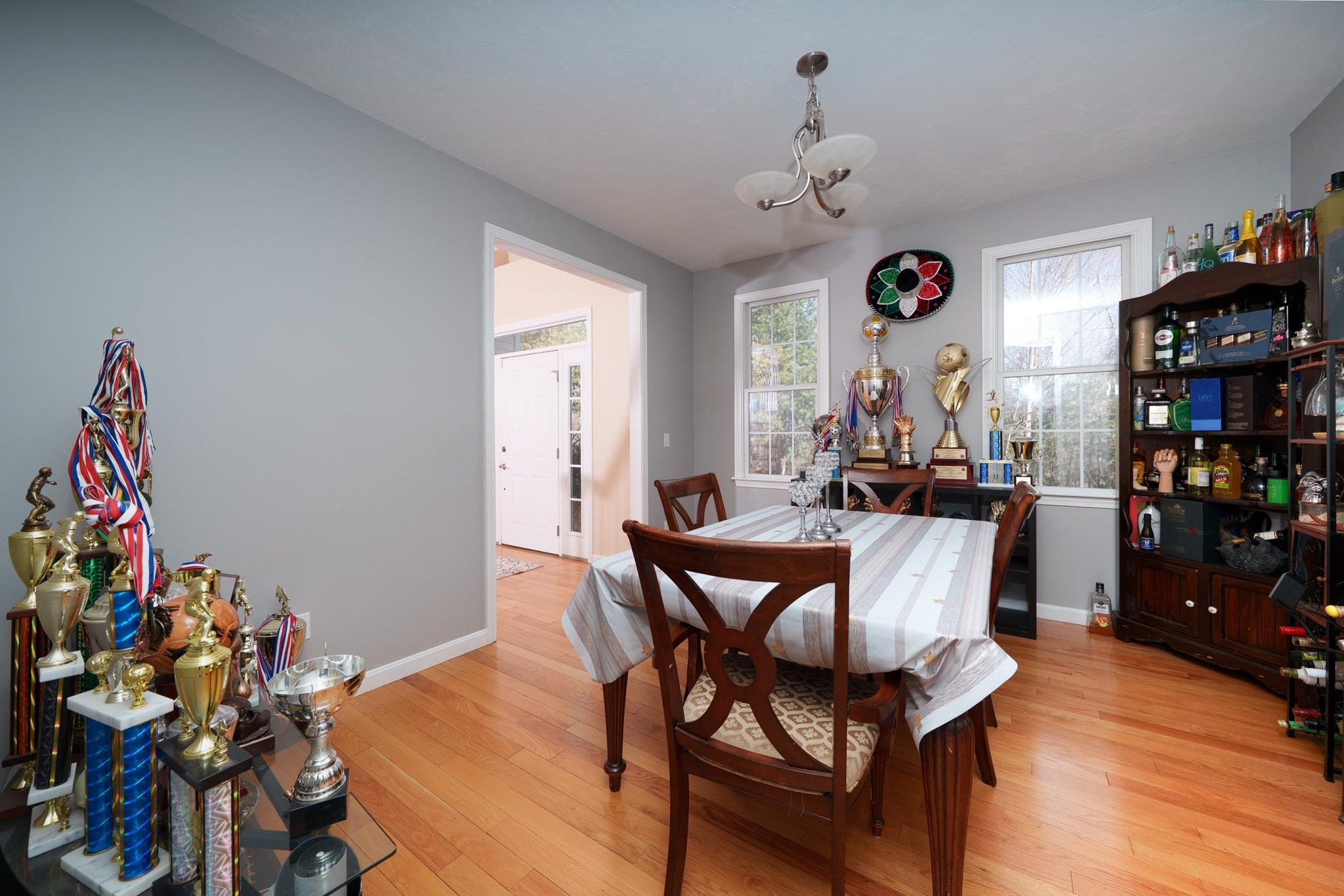 300 Crownshield Avenue Property Photo 11