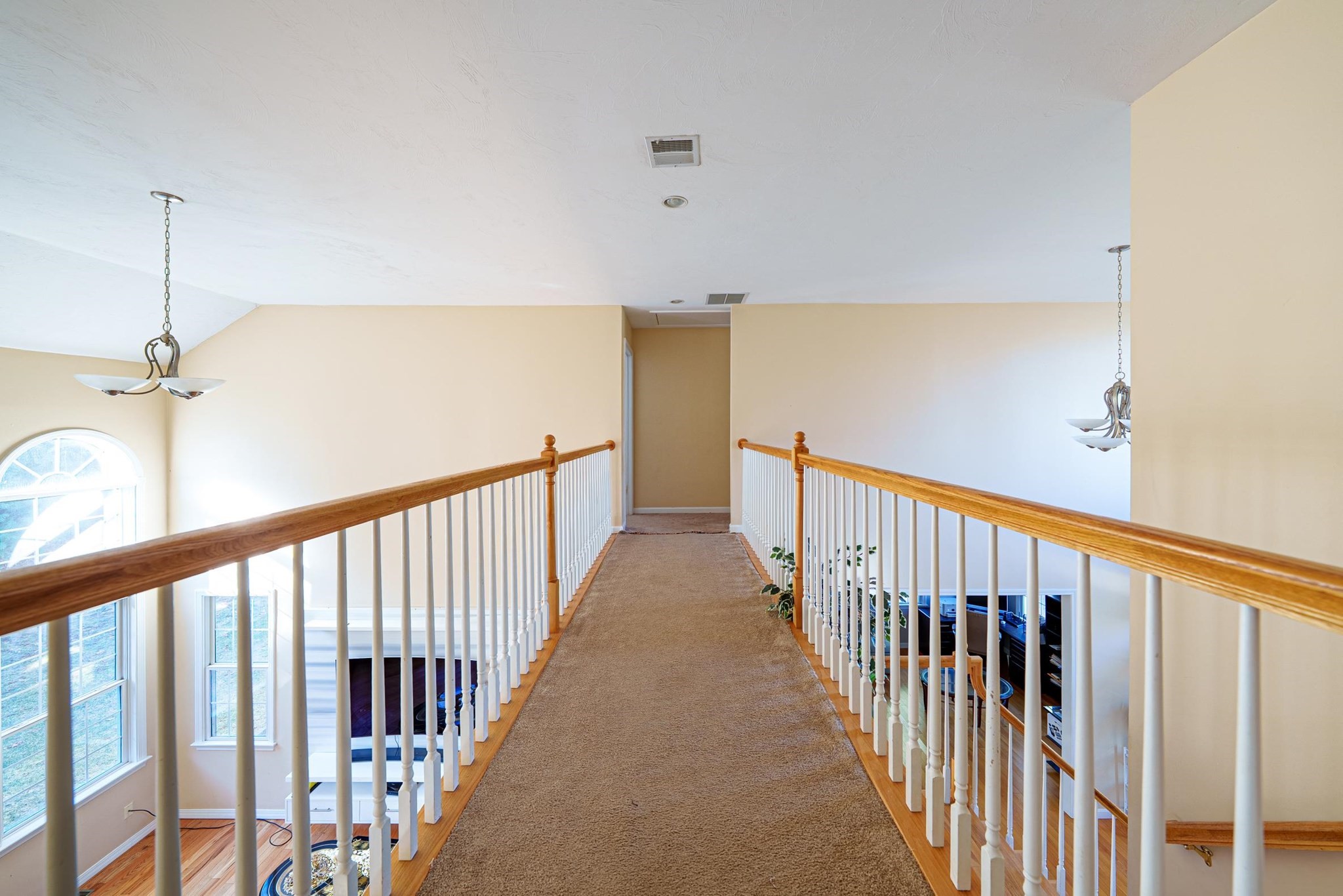 300 Crownshield Avenue Property Photo 13