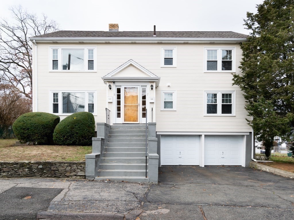 5 Mangano Court # 1 Property Photo 1
