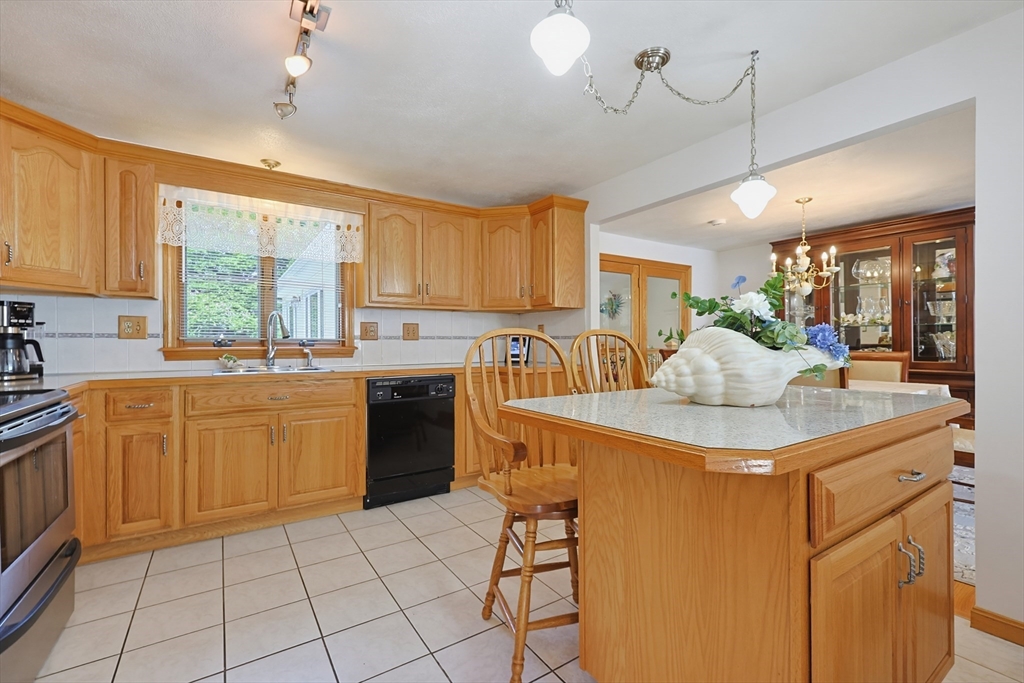 80 Joanne Rd Property Photo 10