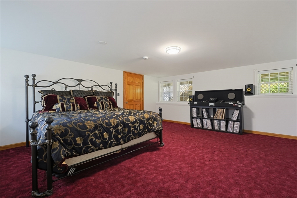 80 Joanne Rd Property Photo 27