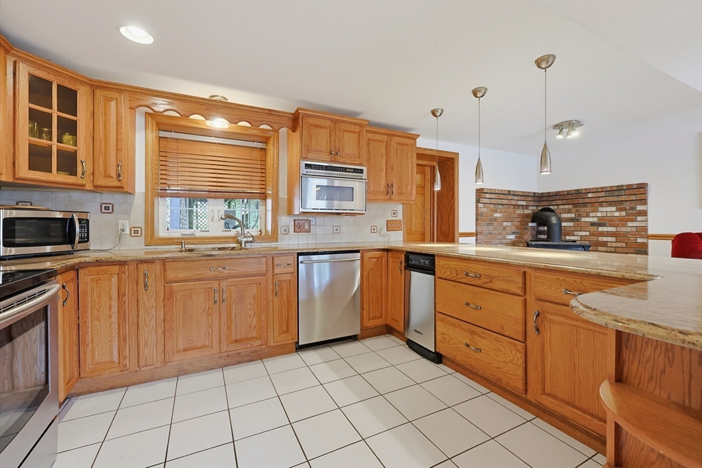 80 Joanne Rd Property Photo 28