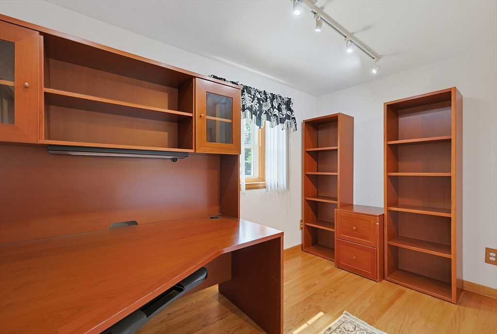 80 Joanne Rd Property Photo 32