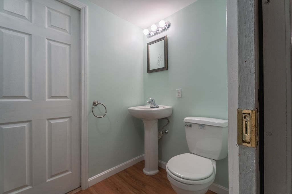 9 White Rd Property Photo 32