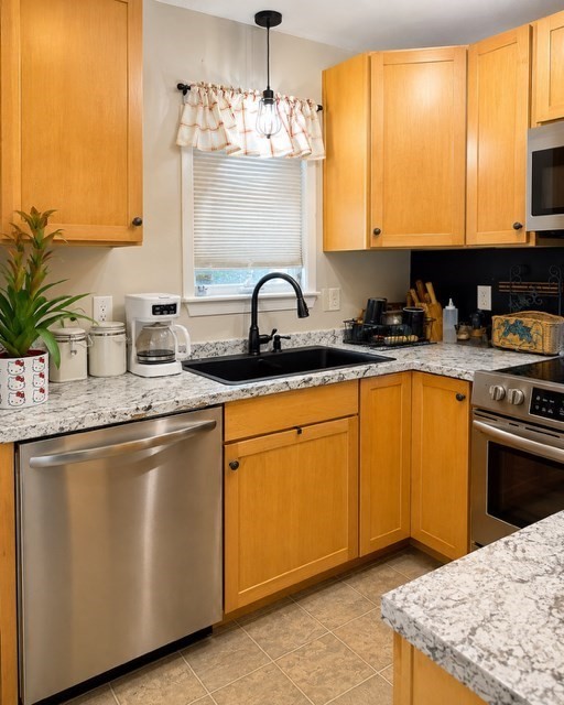 42 Saint Kolbe Drive # D Property Photo 6