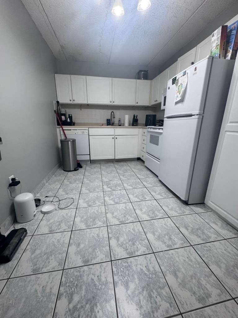 32 Whites Ave # 4407 Property Photo 1