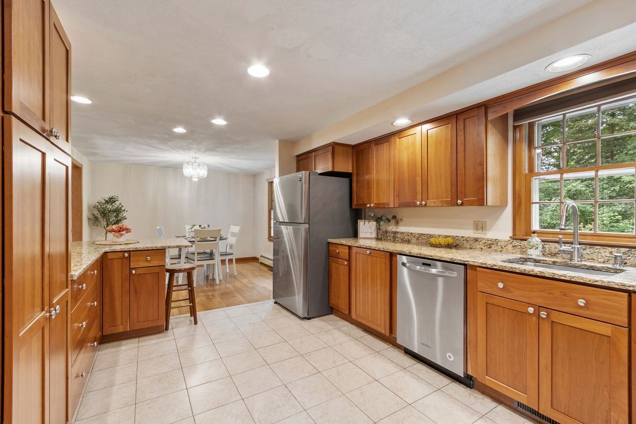4 Apple Tree Ln Property Photo 8