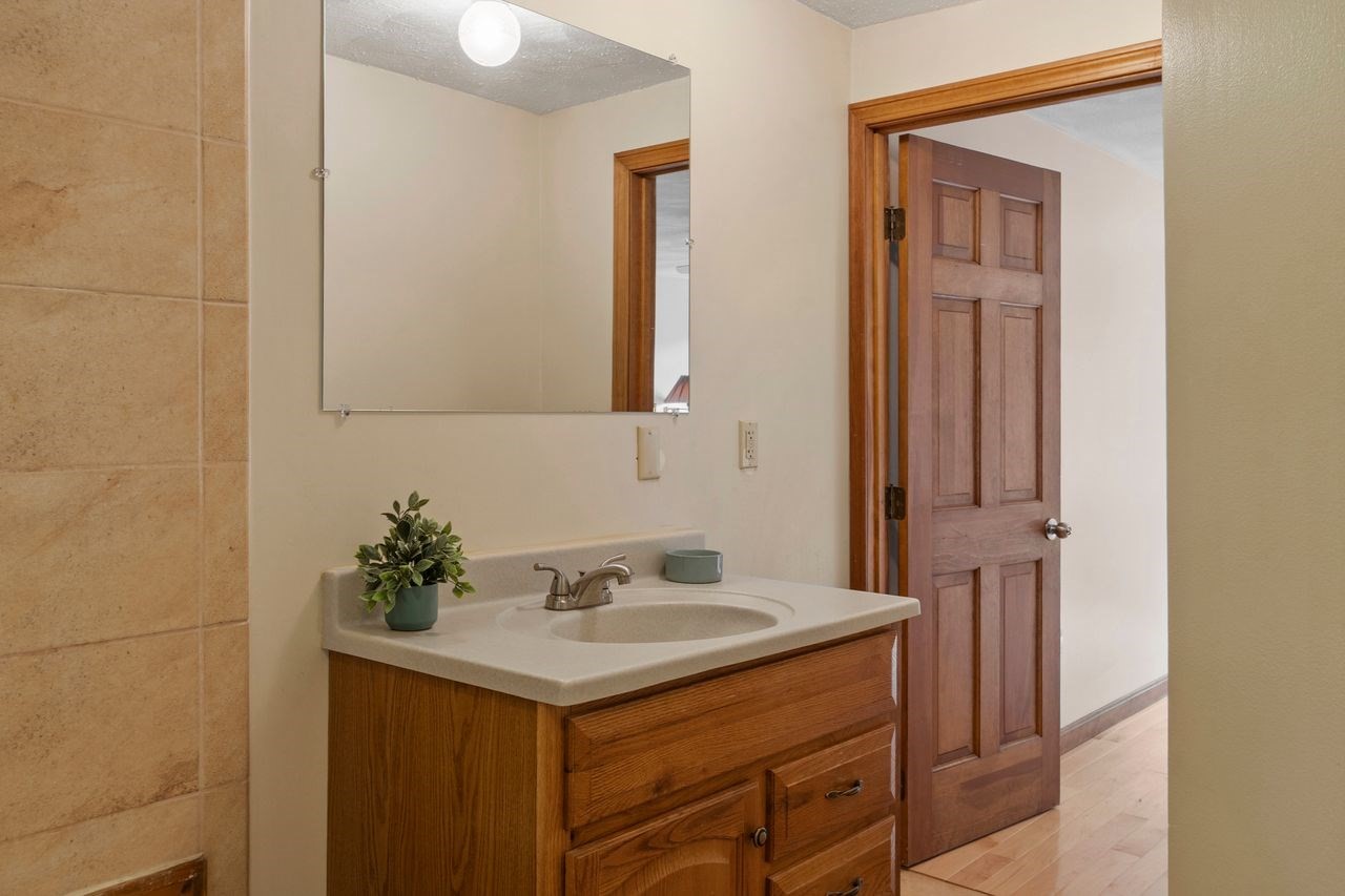 4 Apple Tree Ln Property Photo 16