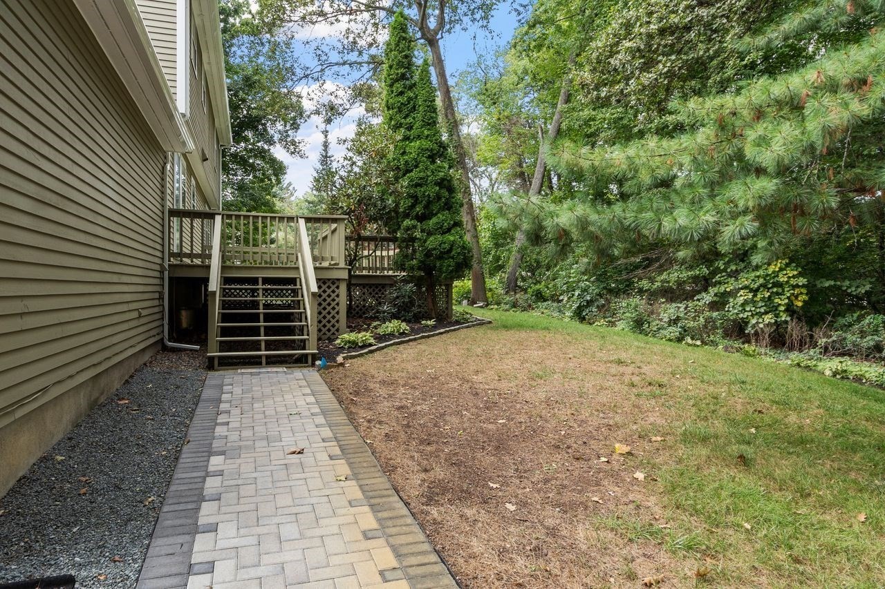 4 Apple Tree Ln Property Photo 29
