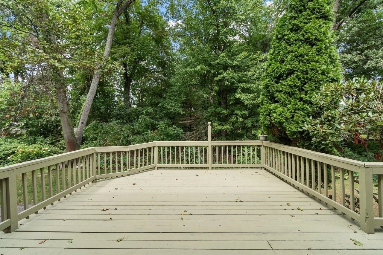 4 Apple Tree Ln Property Photo 31