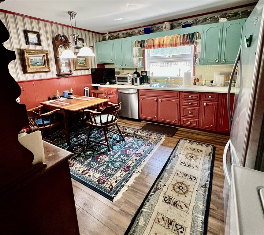 27 Montello St Property Photo 15