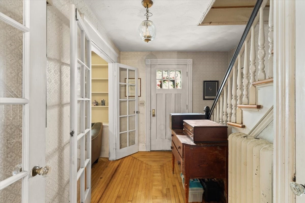 94 Stamford Ave Property Photo 6