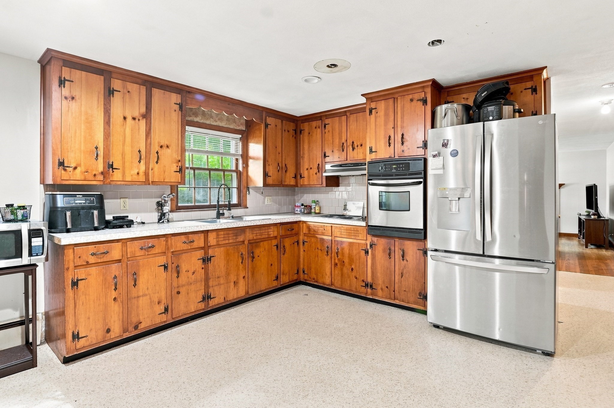 3 Aldrich Avenue Property Photo 4