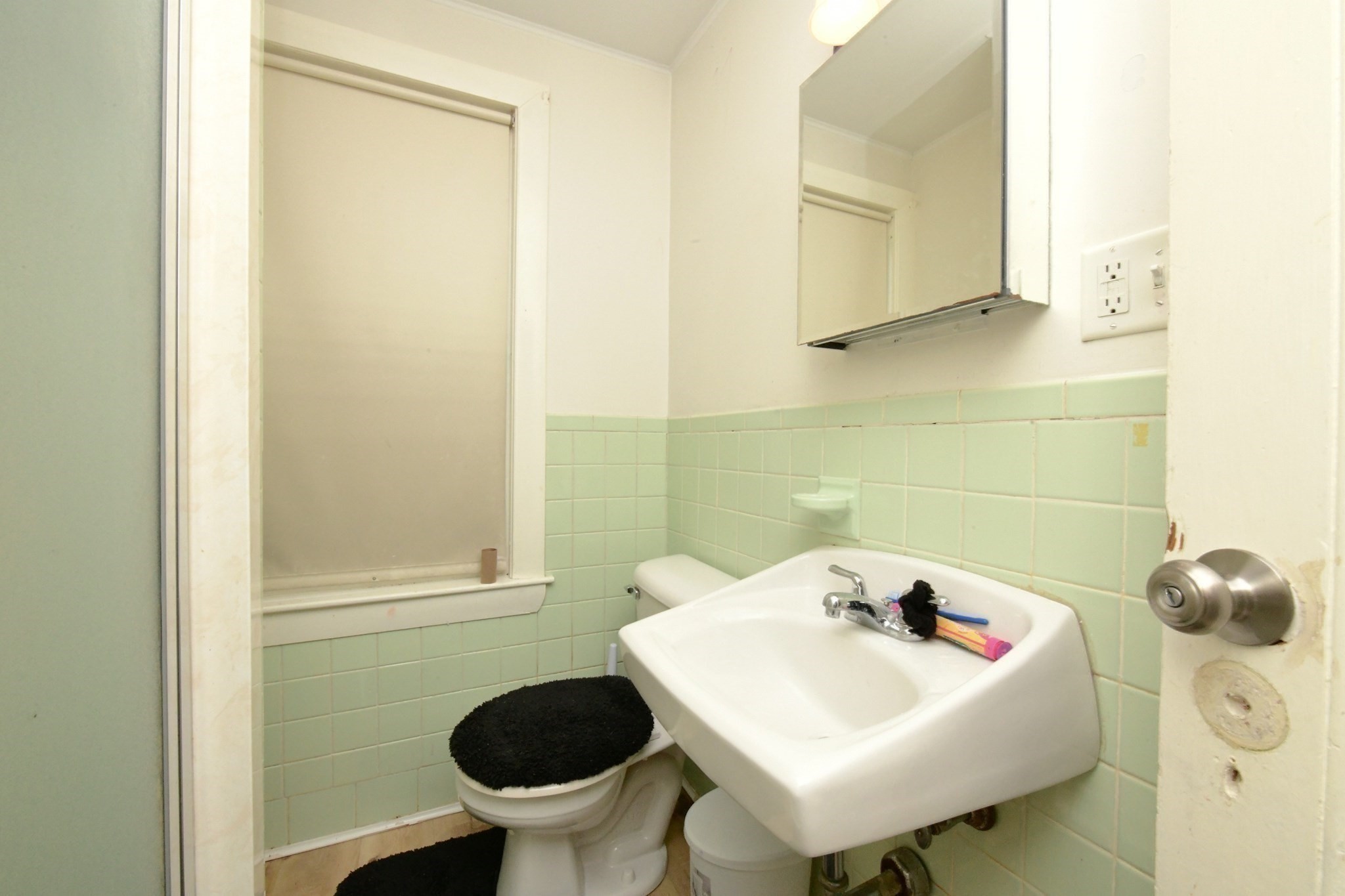 43 Alden St Property Photo 16