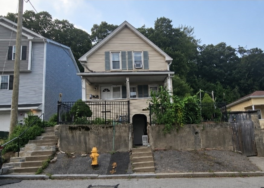 51 Chilmark St Property Photo 1
