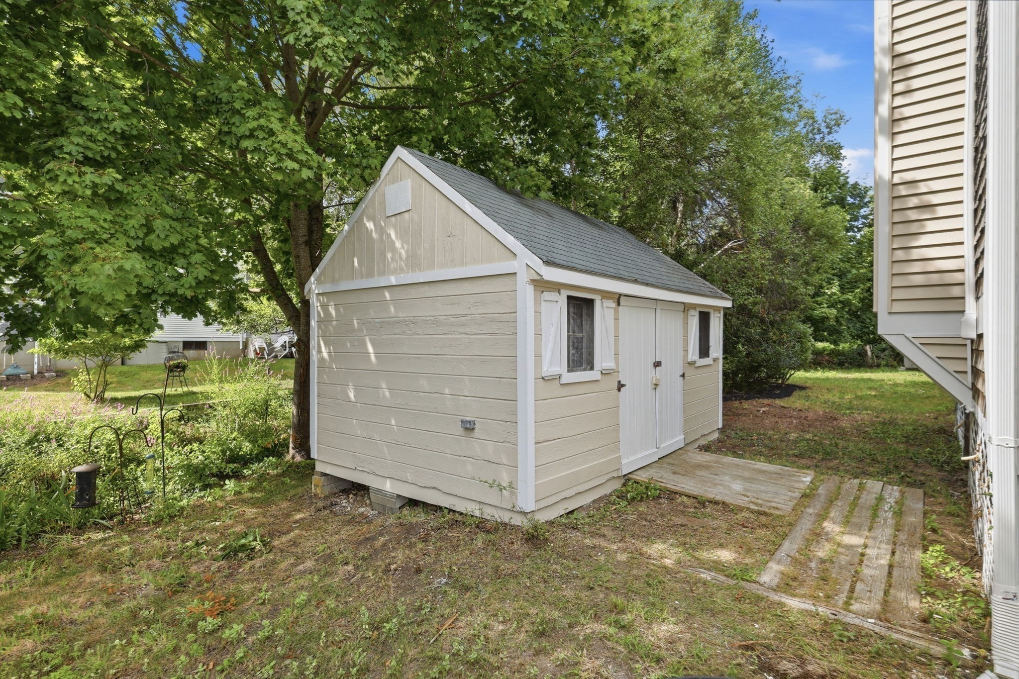 938 Ocean St Property Photo 34