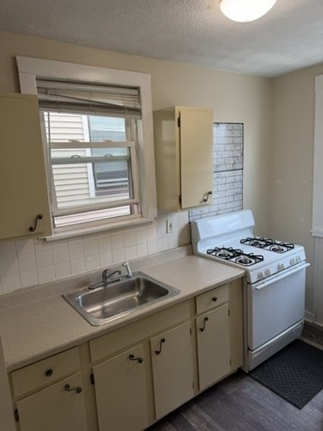 289 Dartmouth Street # 1 Property Photo 8
