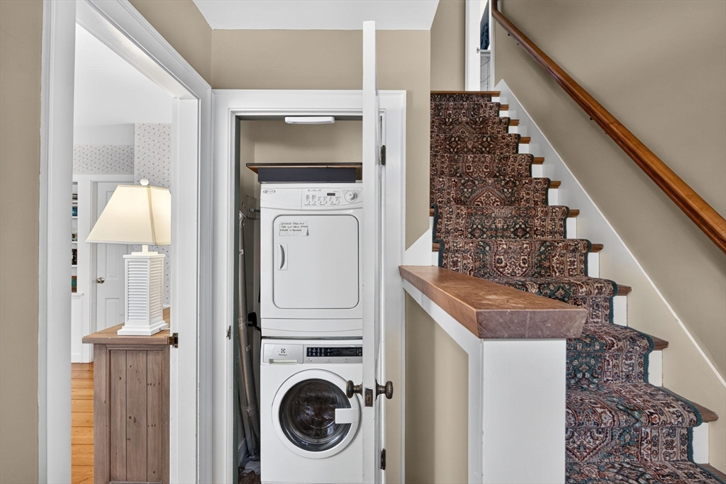21 Ruggles Property Photo 17