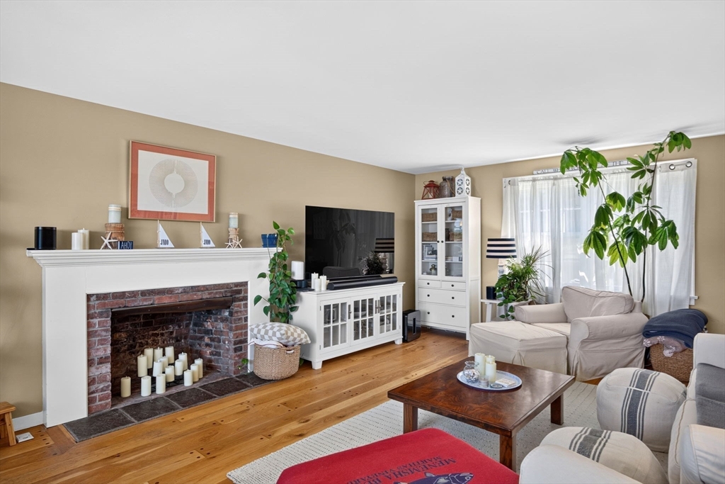 21 Ruggles Property Photo 18
