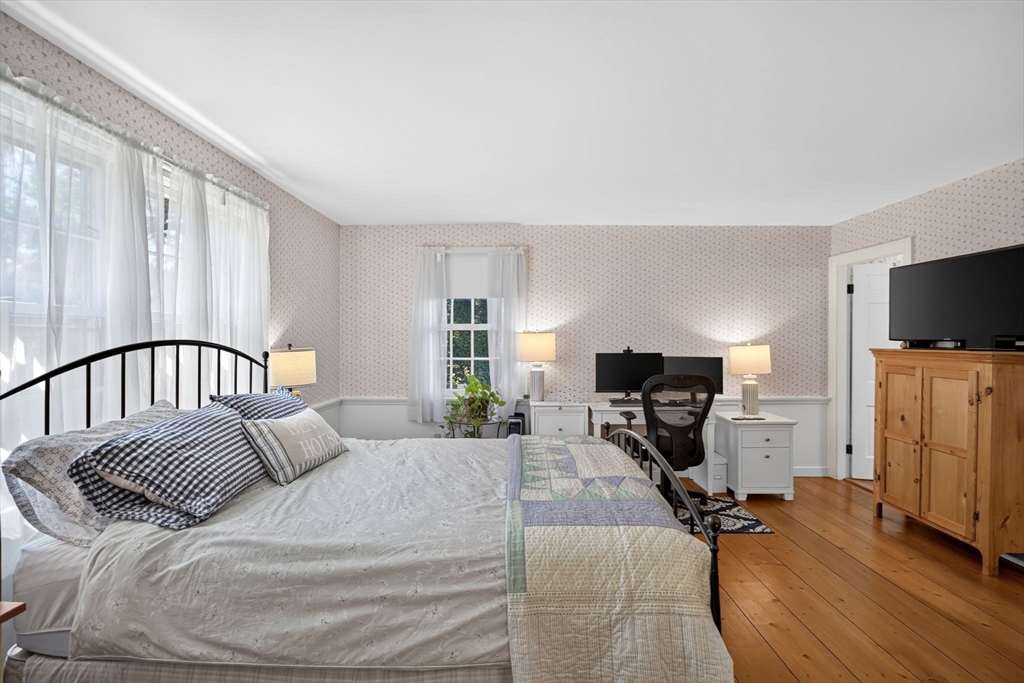21 Ruggles Property Photo 32