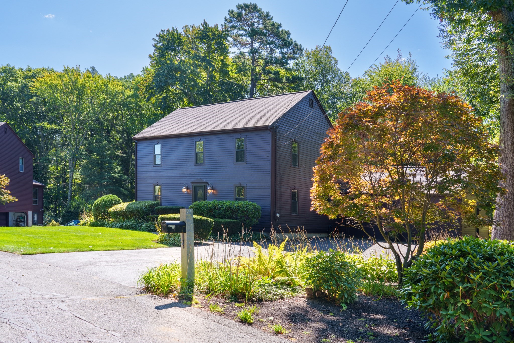 12 Clarridge Circle Property Photo 2