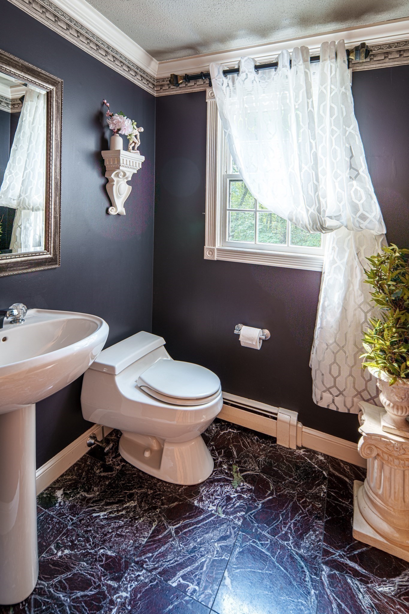 12 Clarridge Circle Property Photo 16