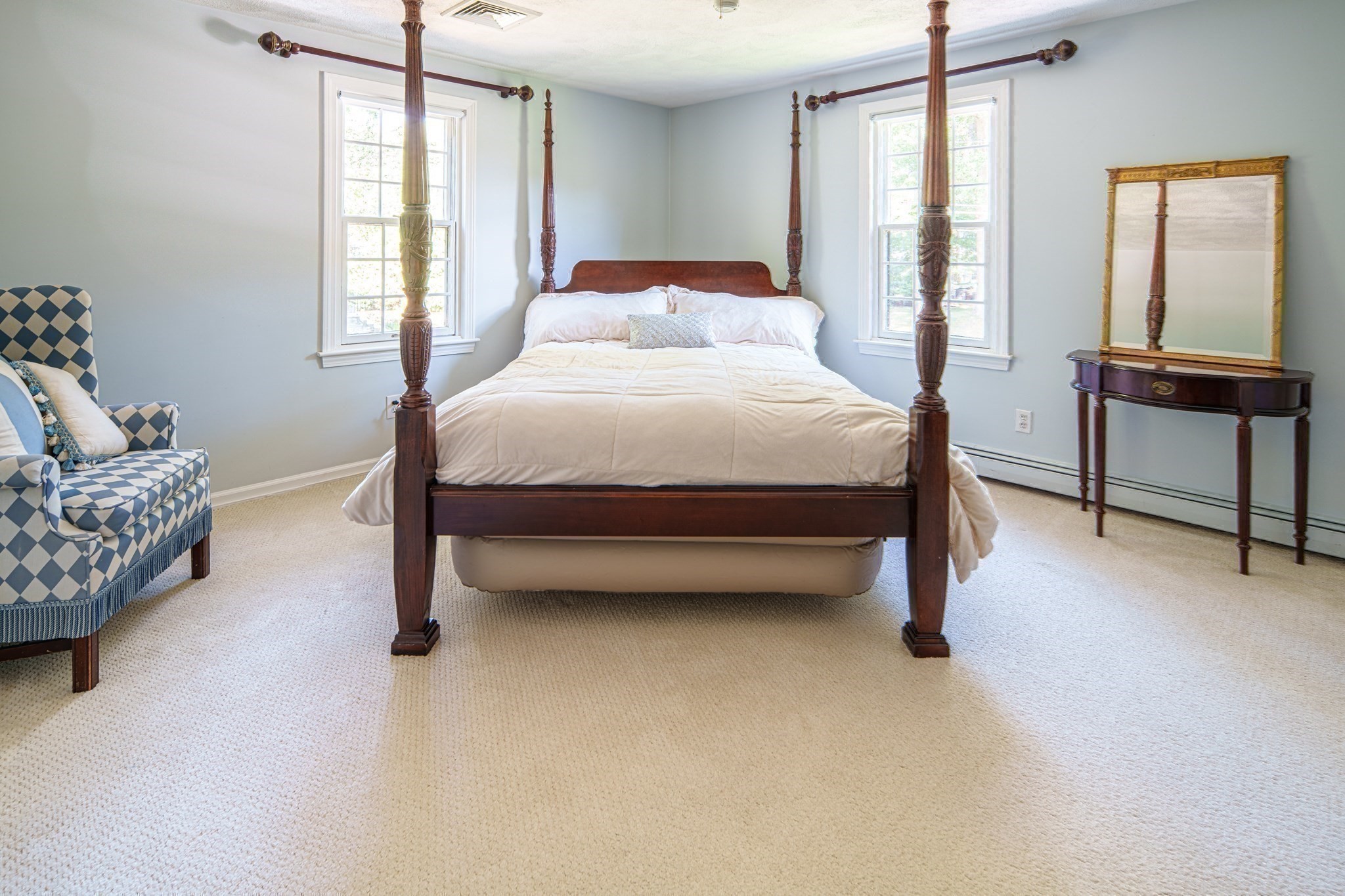 12 Clarridge Circle Property Photo 22