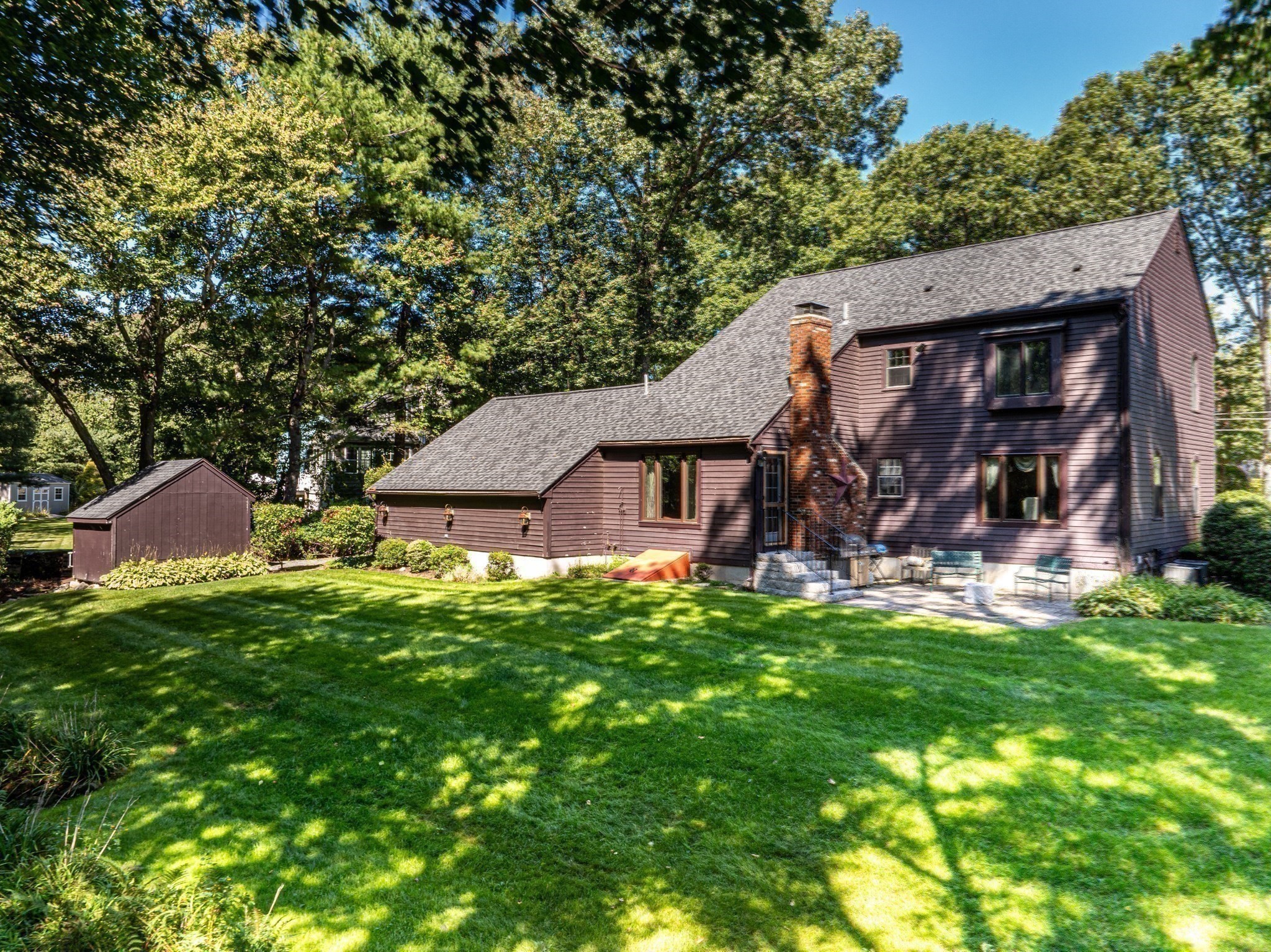 12 Clarridge Circle Property Photo 33