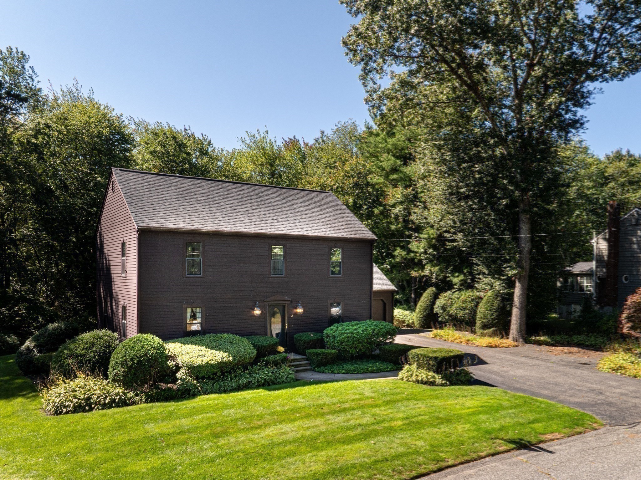 12 Clarridge Circle Property Photo 38