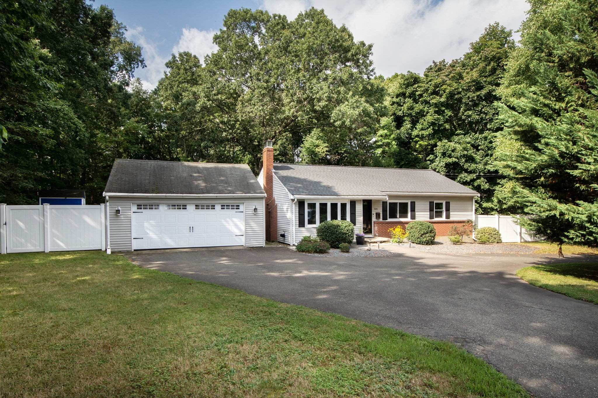 504 Page Street Property Photo 2