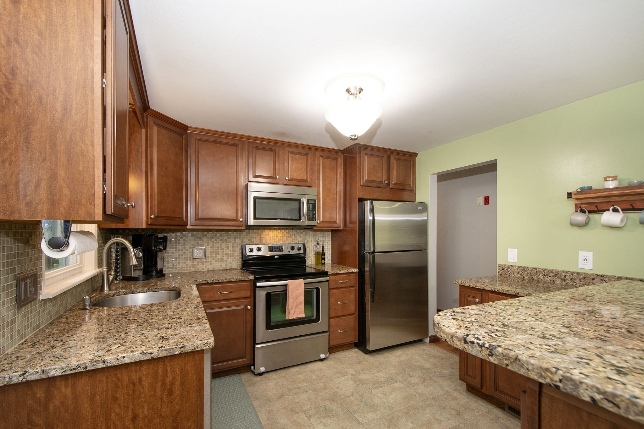504 Page Street Property Photo 6