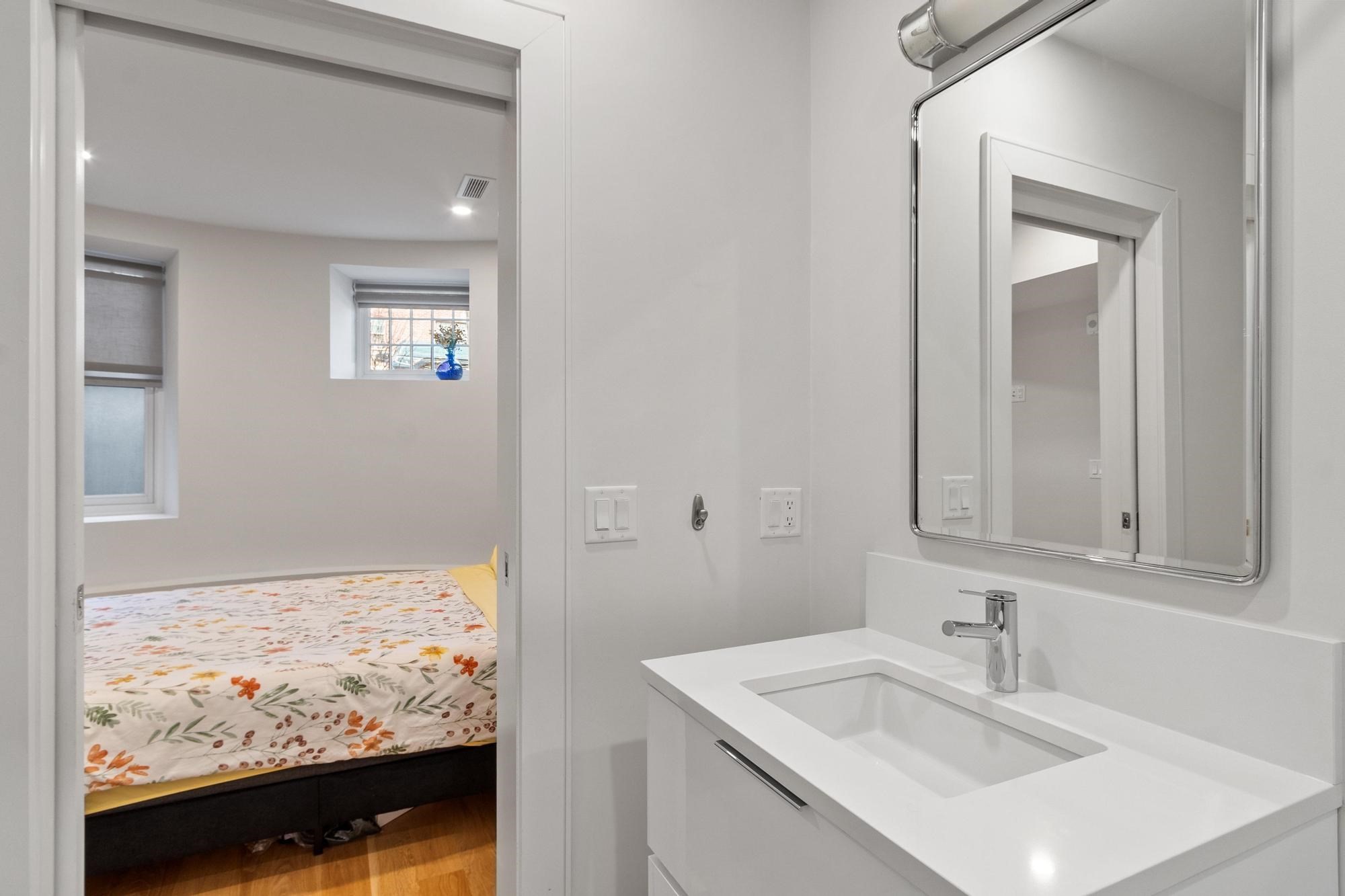 38 Englewood Ave # 1 Property Photo 17