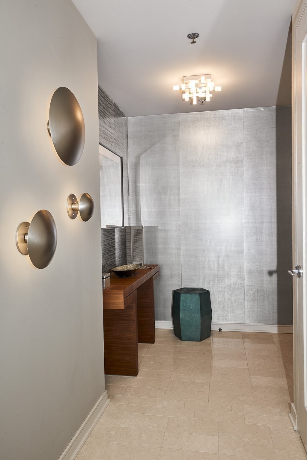 580 Washington St # 302 Property Photo 14