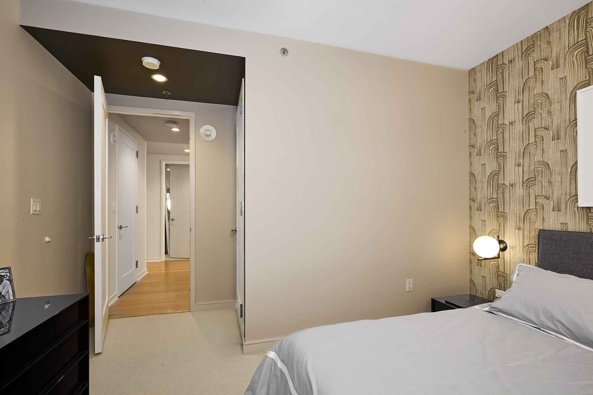 580 Washington St # 302 Property Photo 21