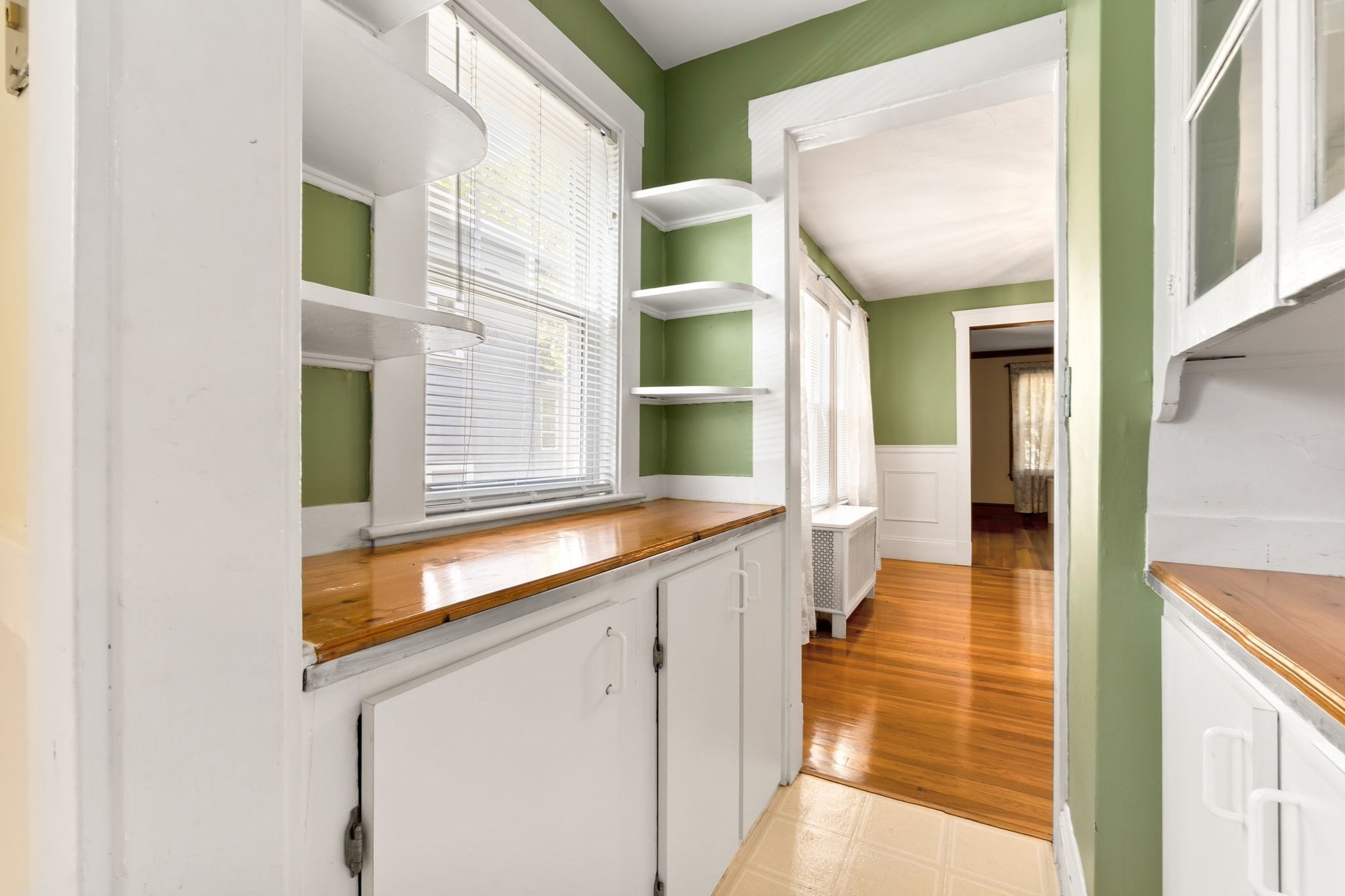 16 Harding Ave # 16 Property Photo 12