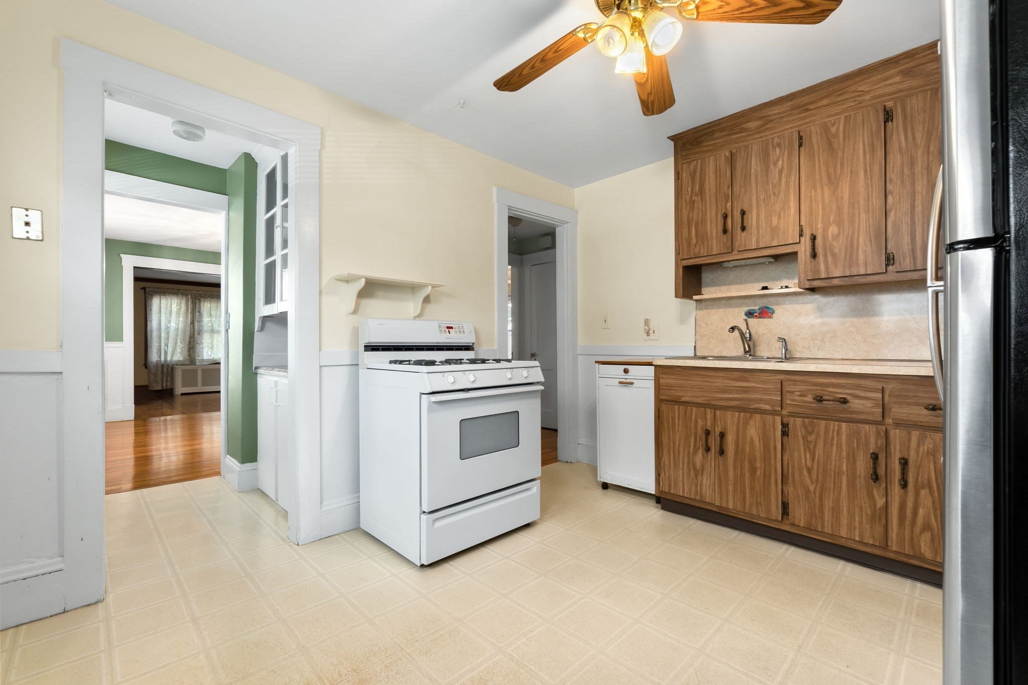 16 Harding Ave # 16 Property Photo 15