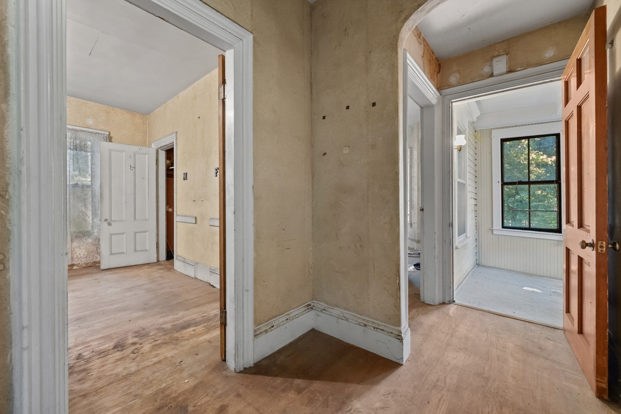 5 Westminster St Property Photo 6