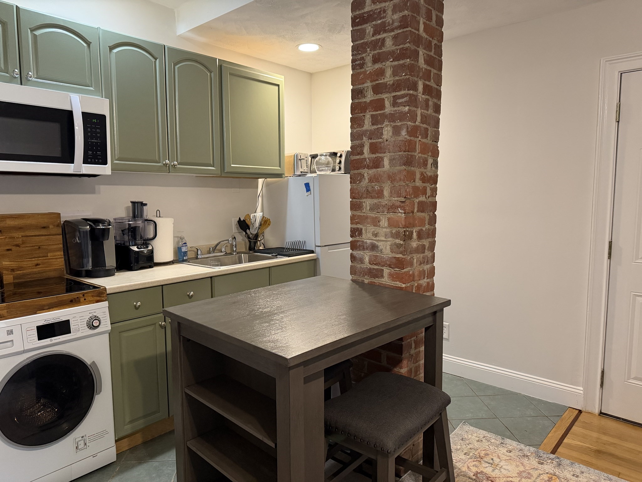 318 Tappan # A Property Photo 3