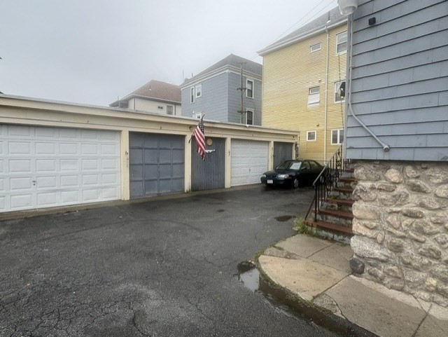 492 N Front St Property Photo 7