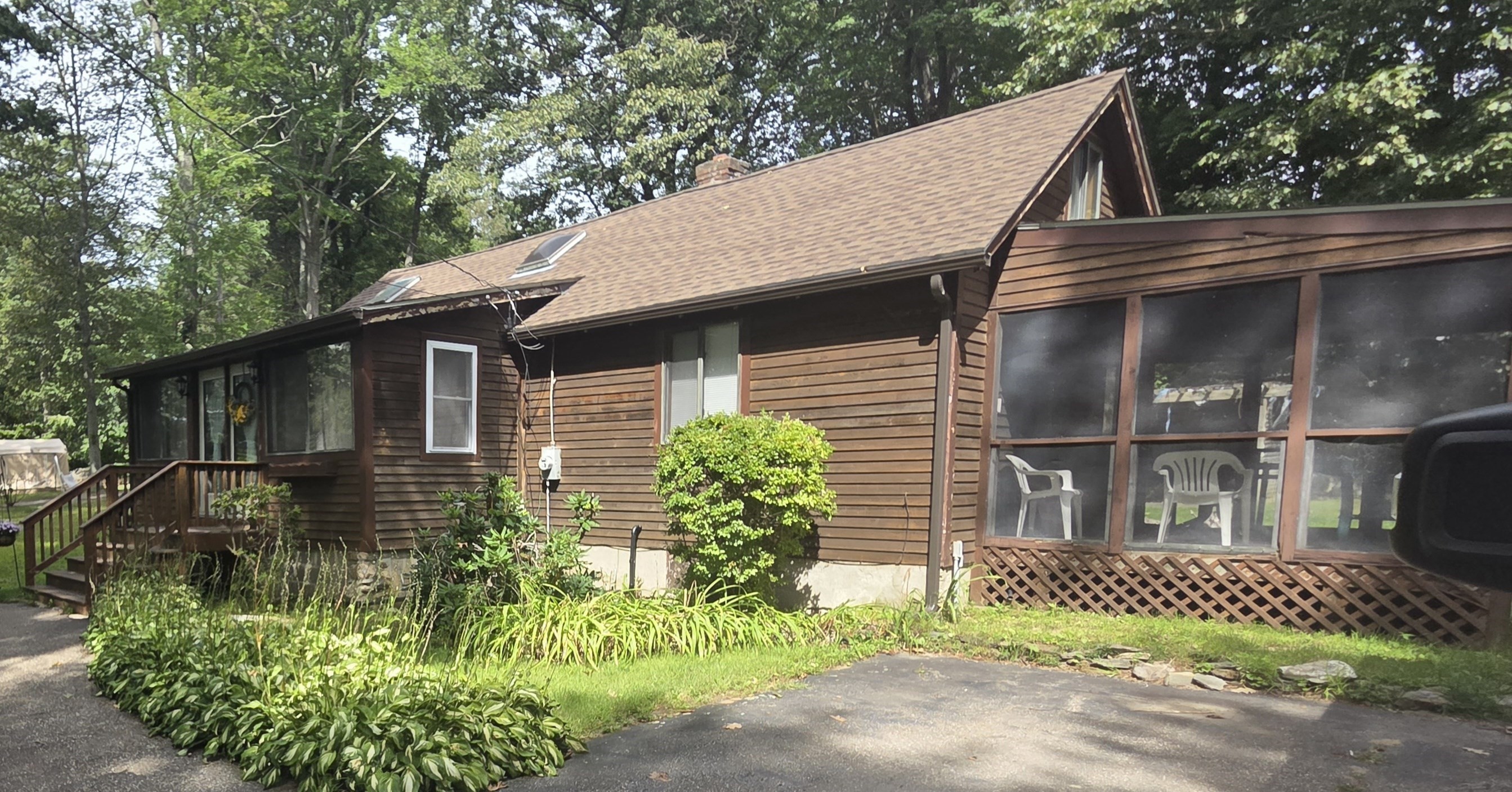 18 Lakeview Drive Property Photo 1