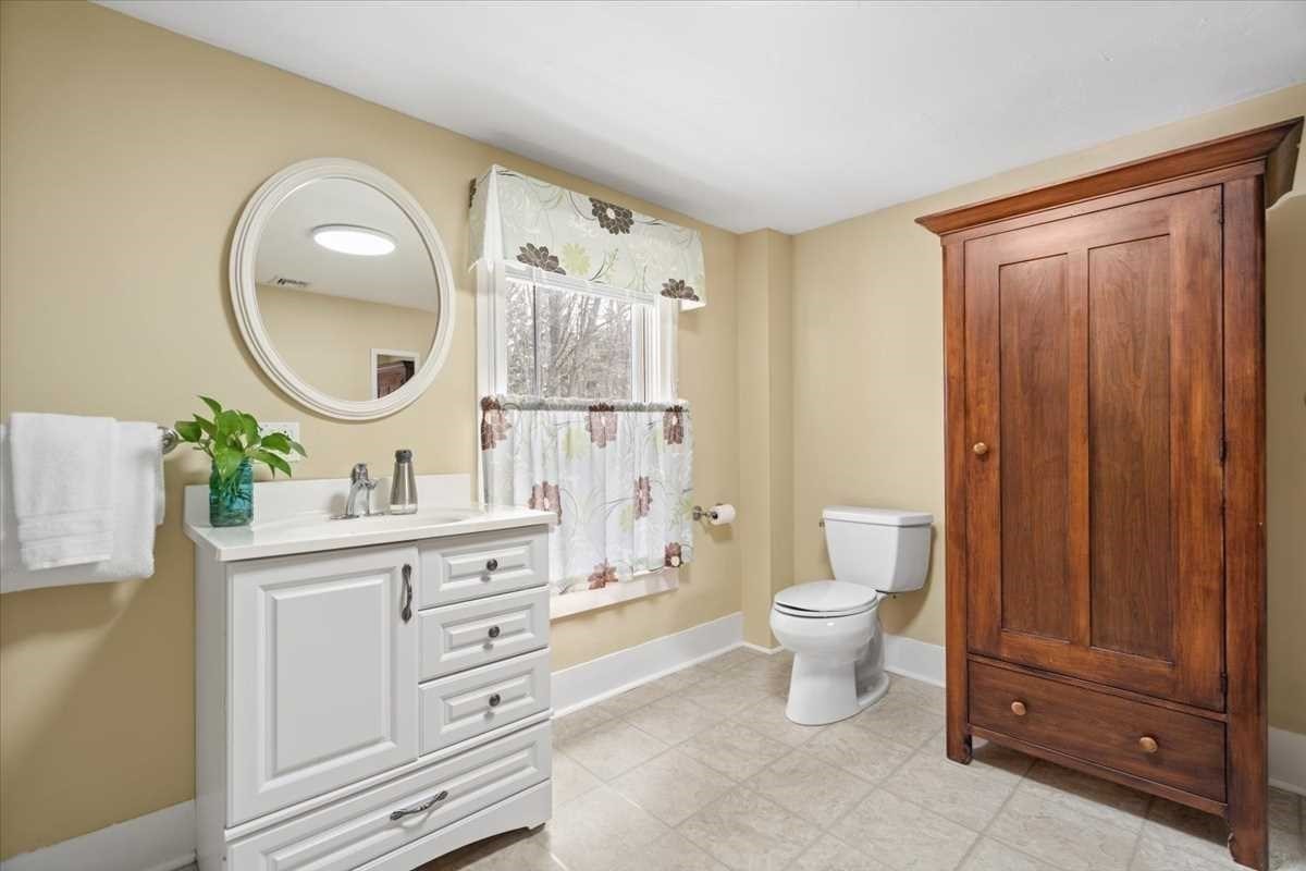 78 Highland St Property Photo 28