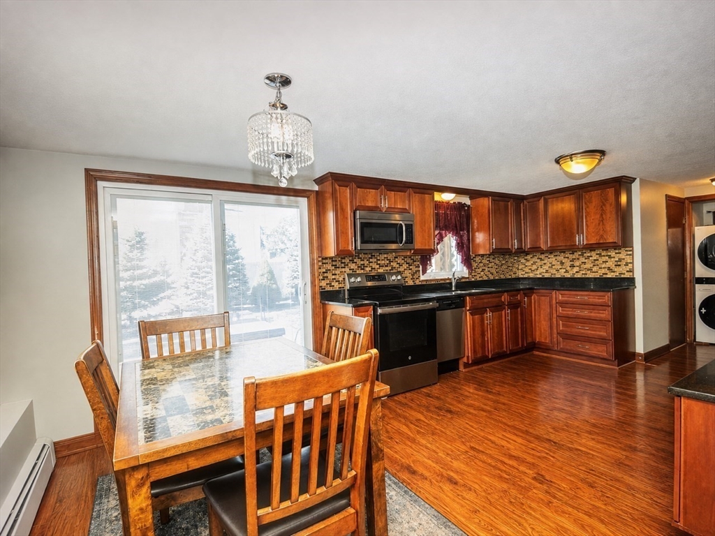 27 Carr Rd Property Photo 18