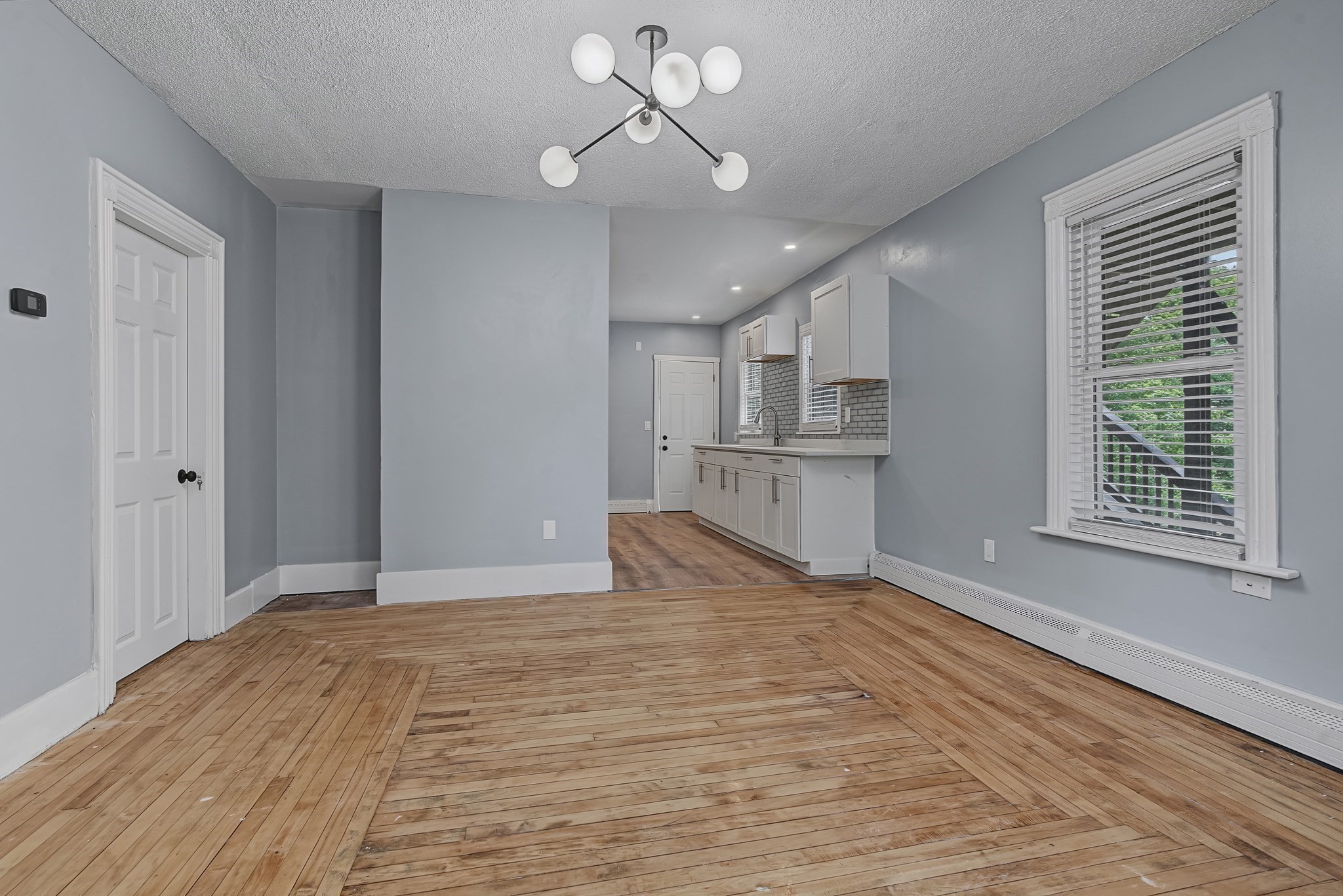 39 Hope St # 2 Property Photo 5