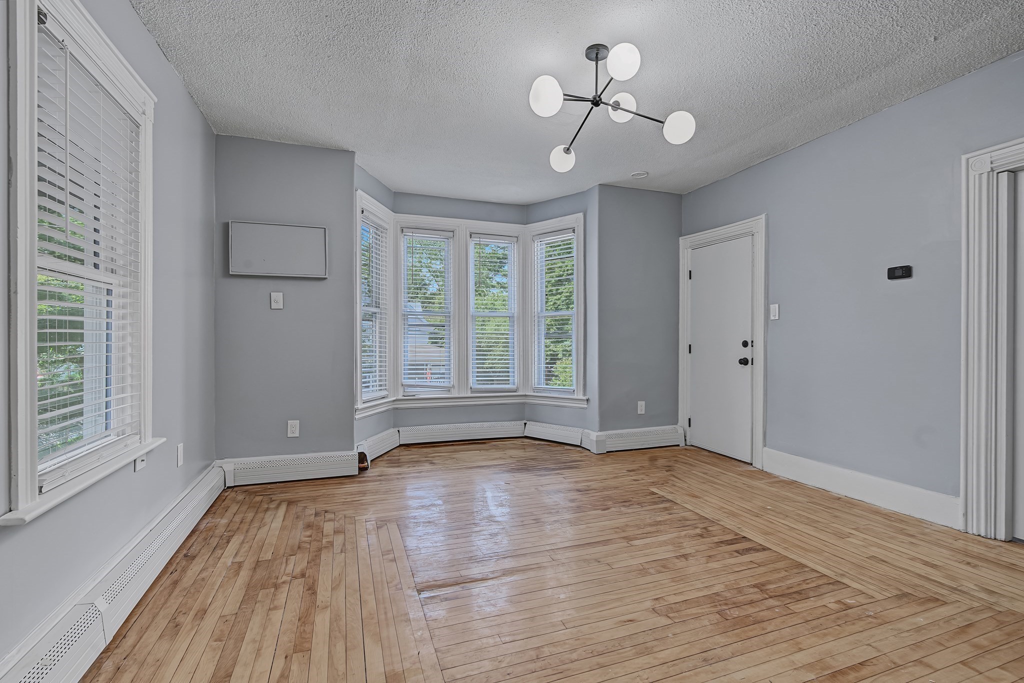 39 Hope St # 2 Property Photo 6