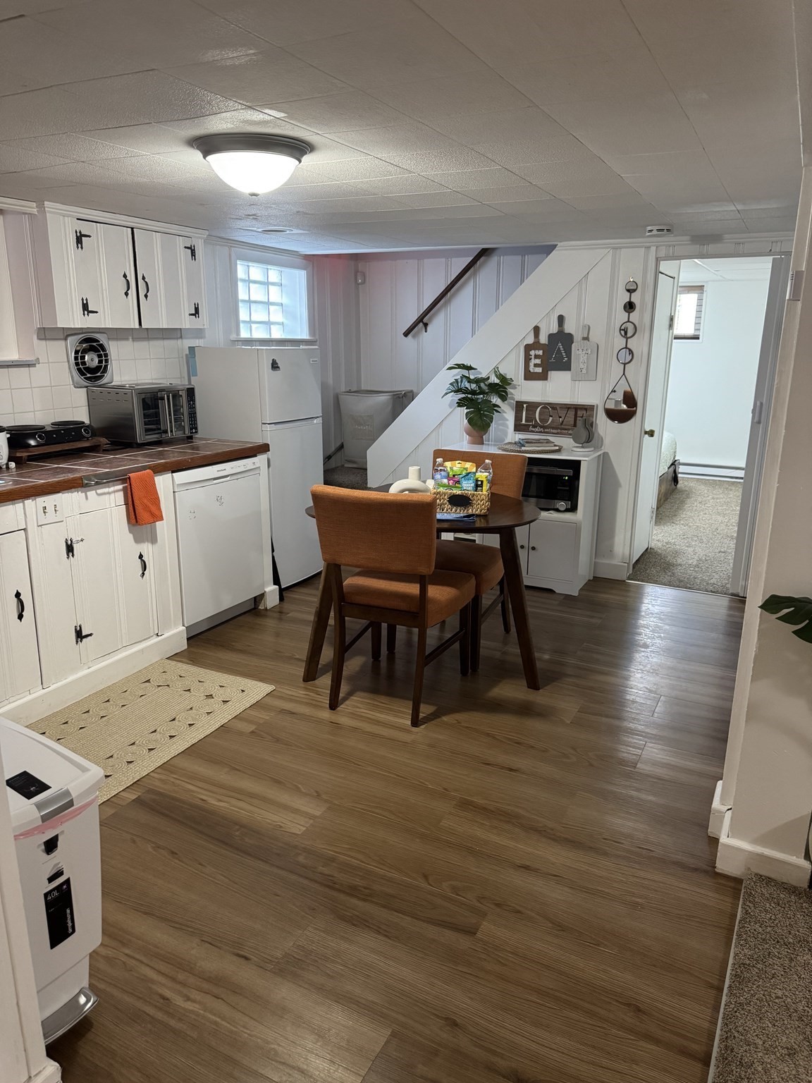 49a Plainfield Ave # 1b Property Photo 4