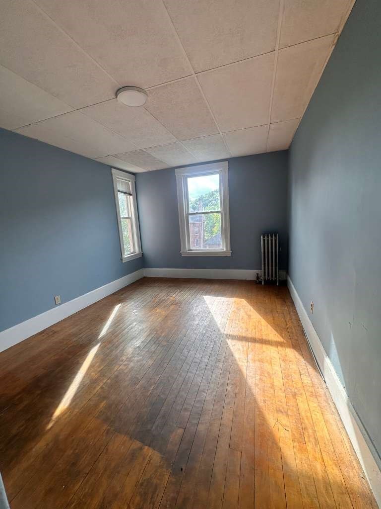 144 Elm St # 3 Property Photo 4