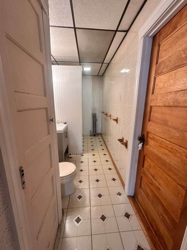 144 Elm St # 3 Property Photo 5